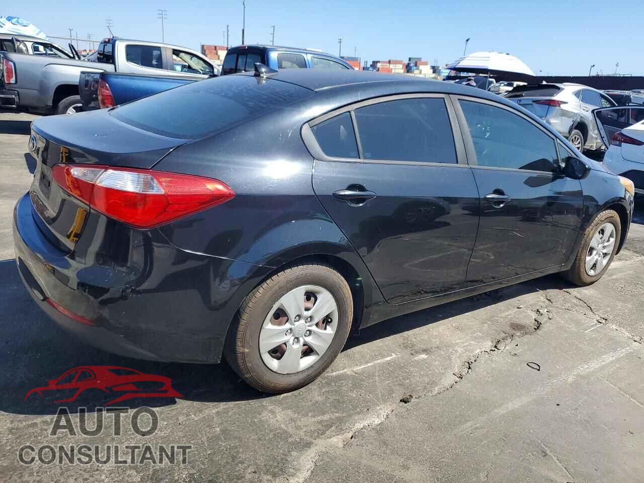 KIA FORTE 2016 - KNAFK4A60G5619285