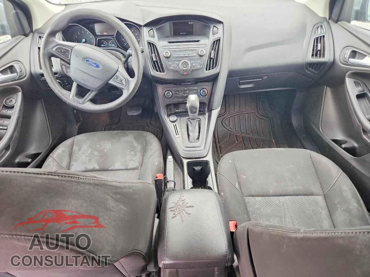 FORD FOCUS 2015 - 1FADP3K25FL317945
