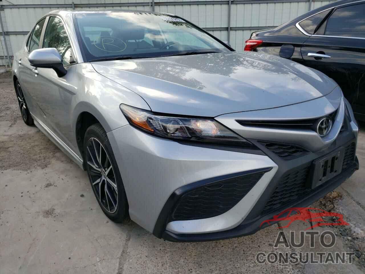 TOYOTA CAMRY 2021 - 4T1G11AK5MU428741