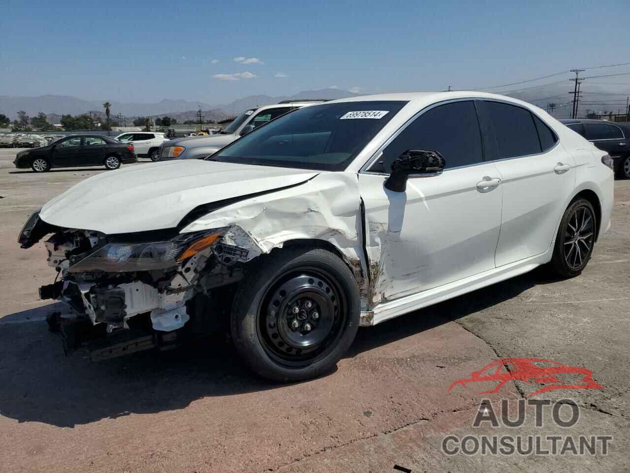 TOYOTA CAMRY 2022 - 4T1G11AK1NU038785
