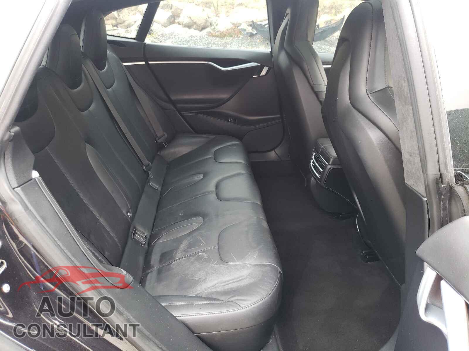 TESLA MODEL S 2016 - 5YJSA1E16GF145911