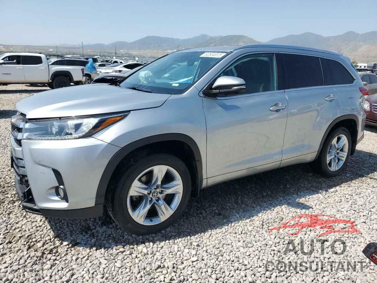 TOYOTA HIGHLANDER 2018 - 5TDDZRFH9JS892062