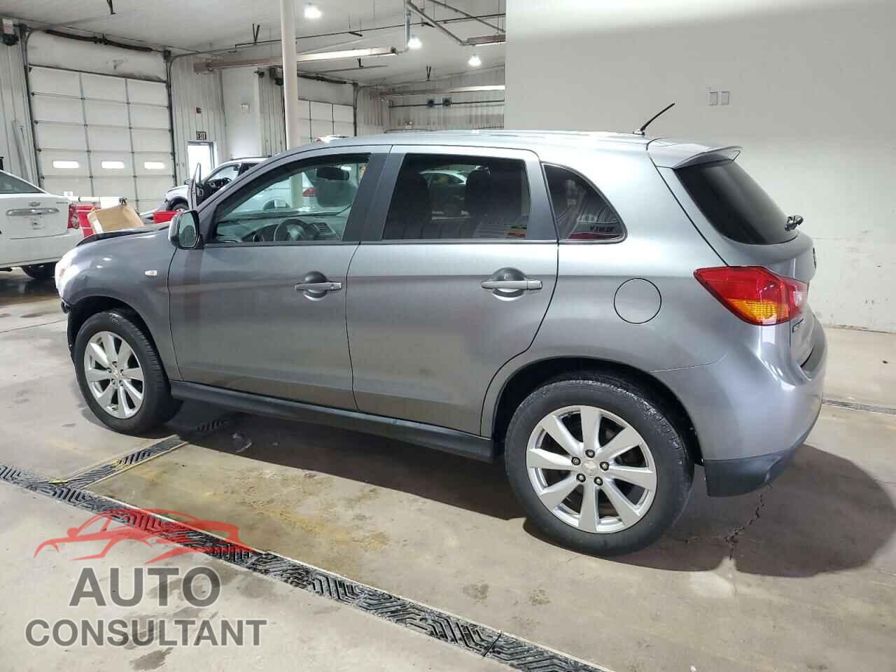 MITSUBISHI OUTLANDER 2015 - 4A4AP3AU7FE024058