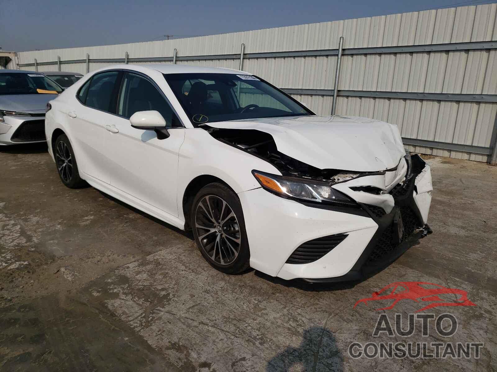 TOYOTA CAMRY 2020 - 4T1G11AK0LU331557