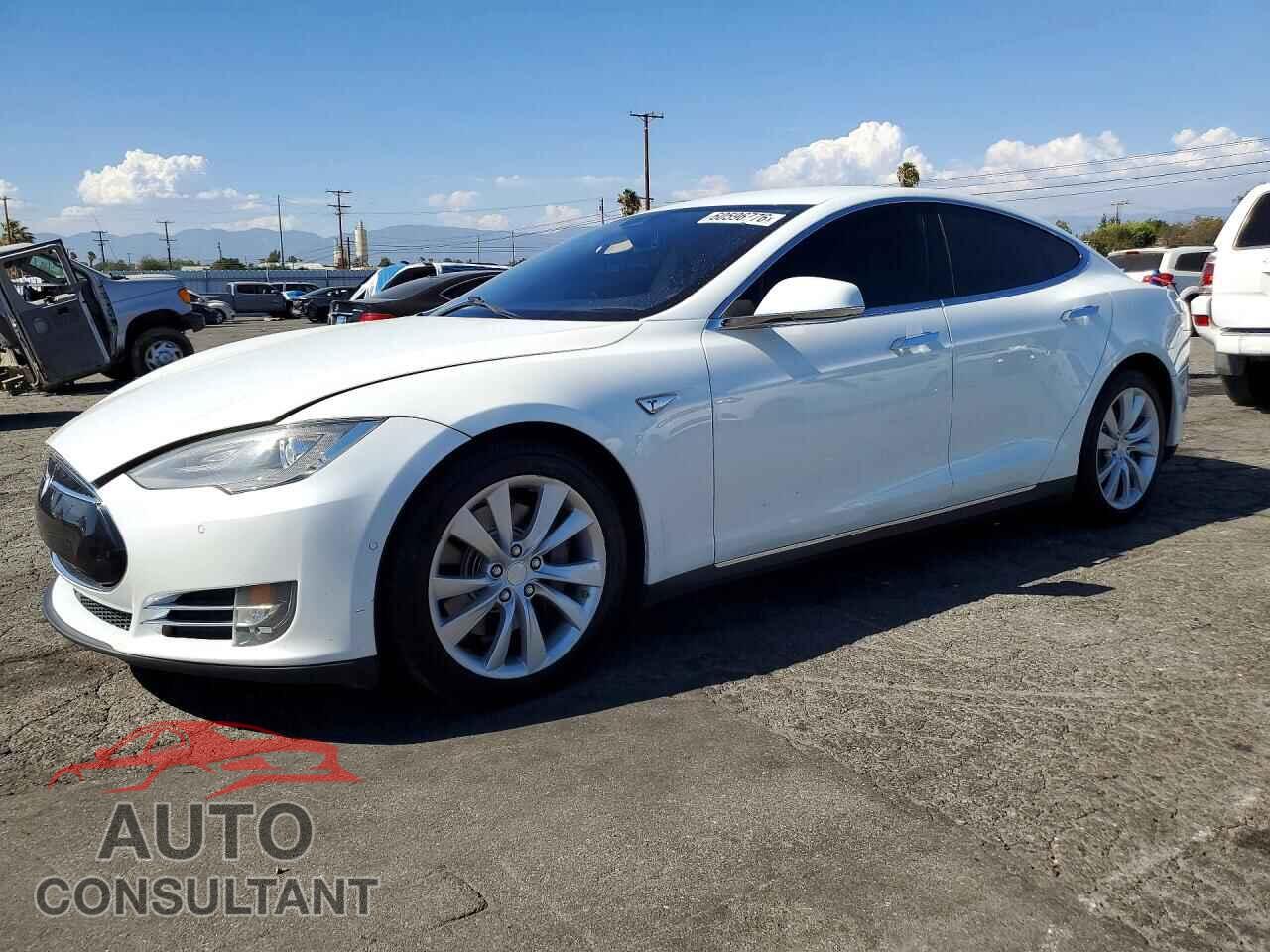 TESLA MODEL S 2015 - 5YJSA1E2XFF103720