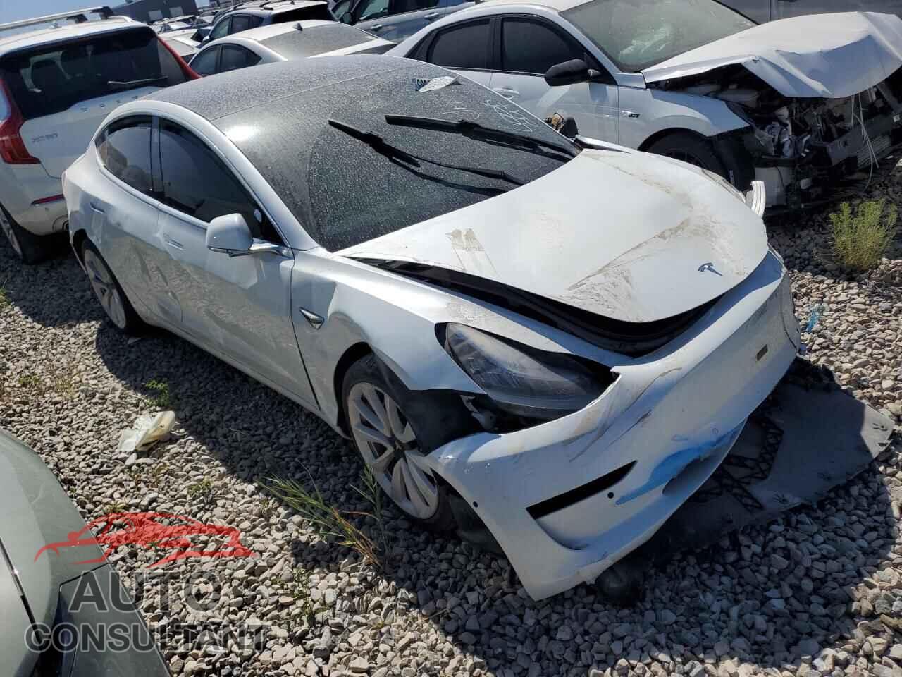 TESLA MODEL 3 2019 - 5YJ3E1EB7KF512437