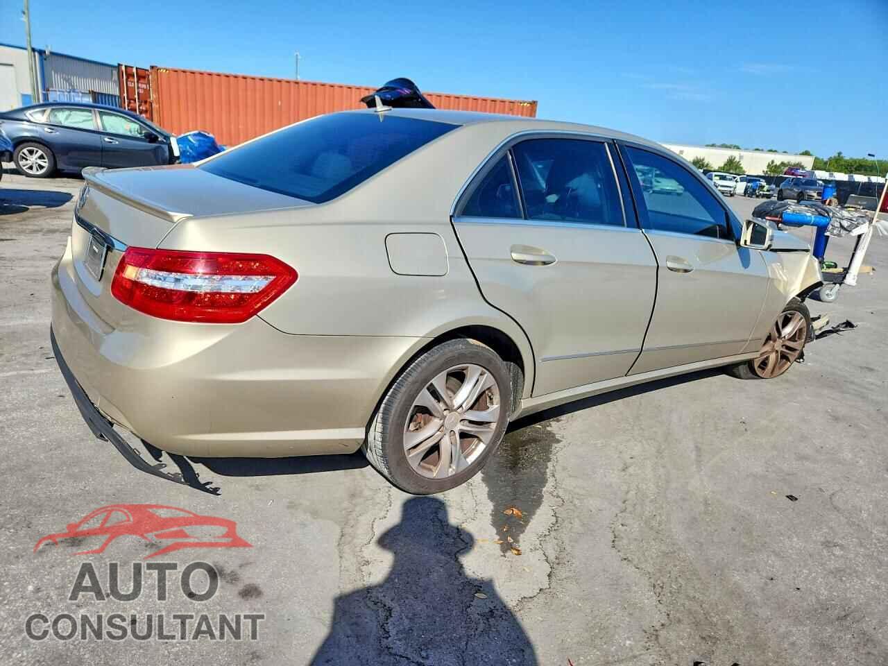 MERCEDES-BENZ E-CLASS 2010 - WDDHF5GB0AA036178