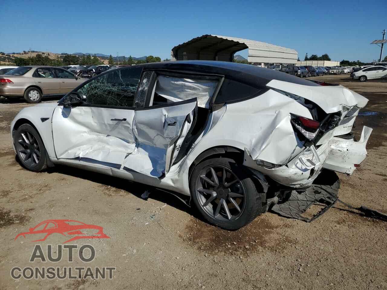 TESLA MODEL 3 2021 - 5YJ3E1EB5MF055341