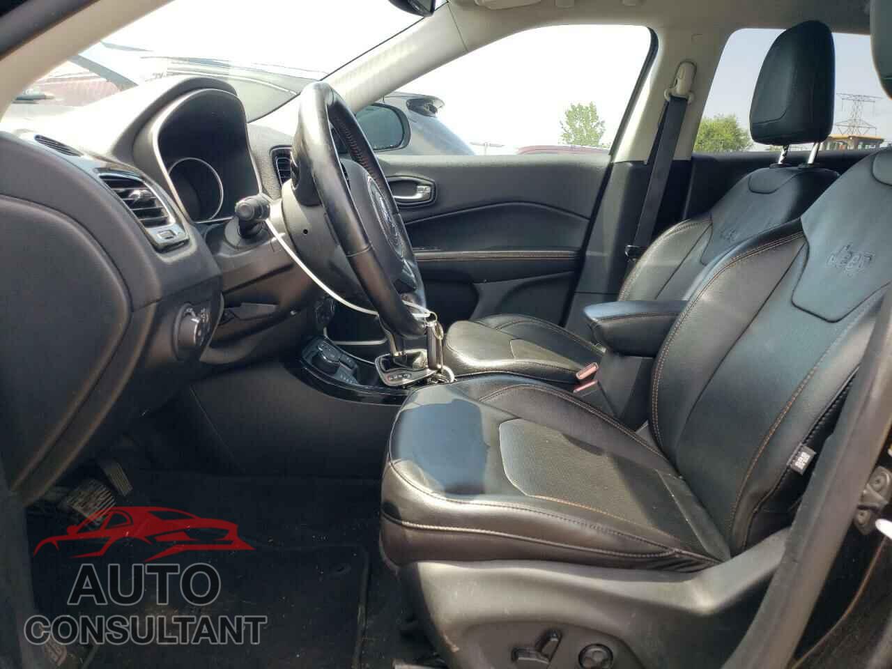 JEEP COMPASS 2020 - 3C4NJDCB7LT120053