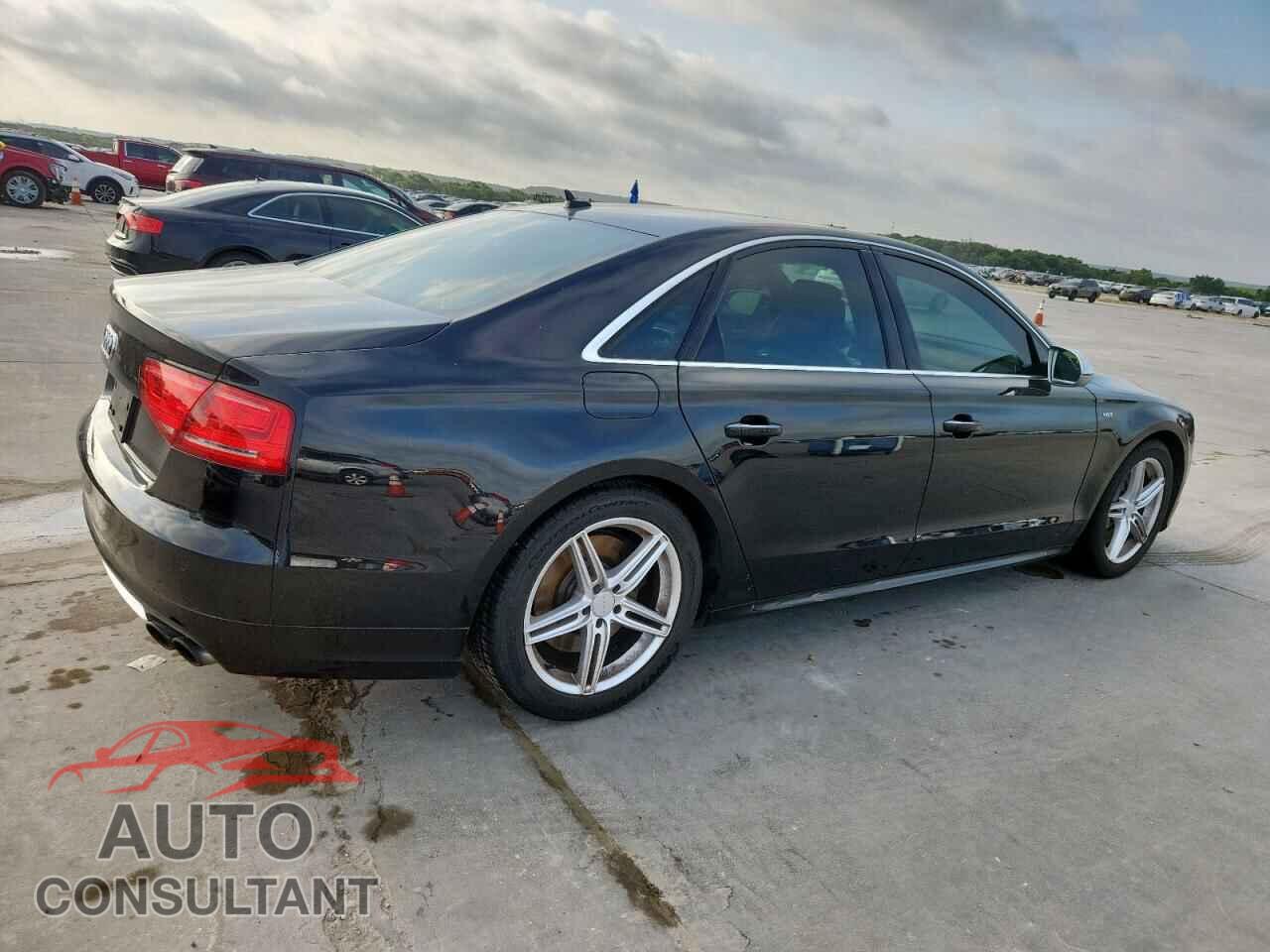 AUDI S8 2013 - WAUD2AFD6DN018102