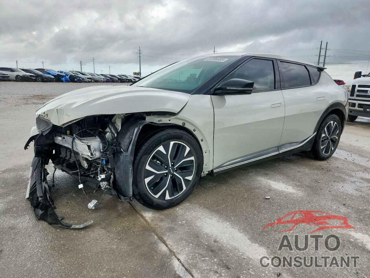 KIA EV6 LIGHT 2023 - KNDC34LA2P5091169