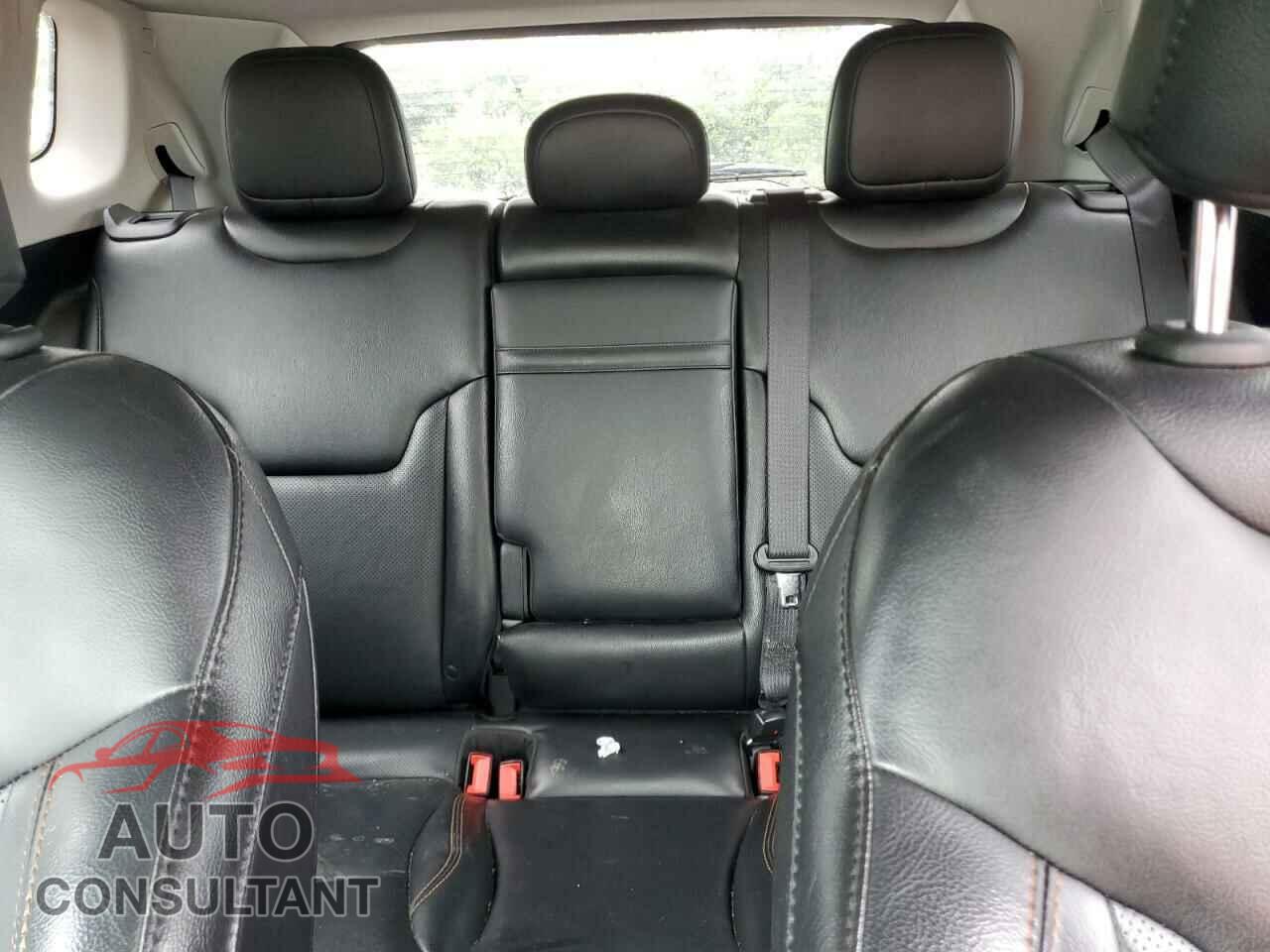 JEEP COMPASS 2019 - 3C4NJDCB6KT656927