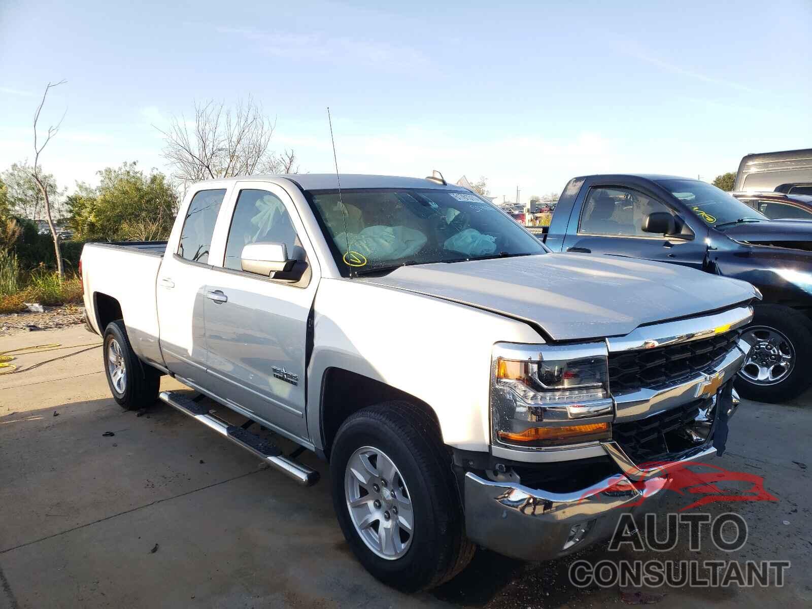 CHEVROLET SILVERADO 2018 - 1GCRCREH7JZ356461
