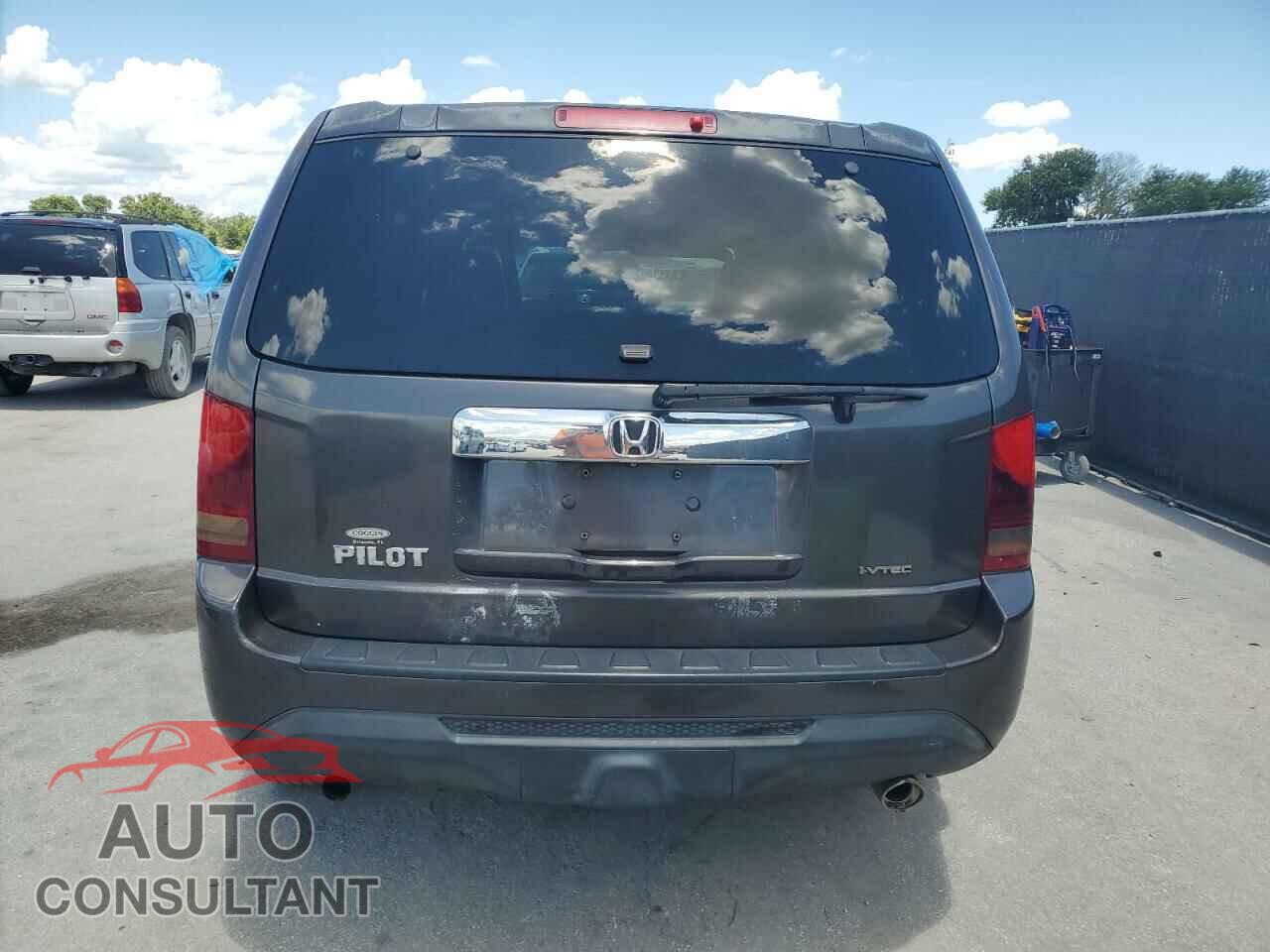 HONDA PILOT 2013 - 5FNYF3H54DB041757