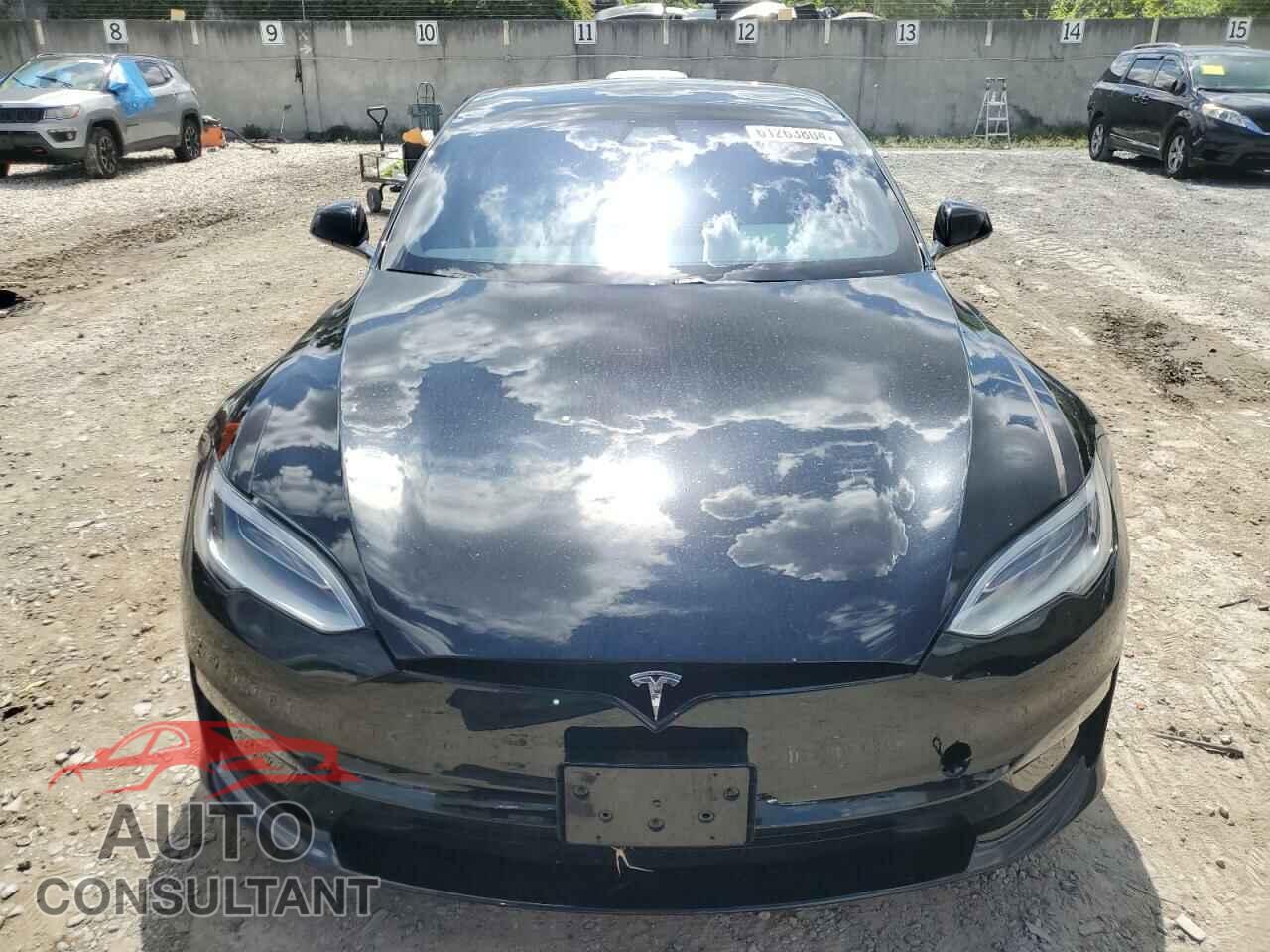 TESLA MODEL S 2022 - 5YJSA1E5XNF462977