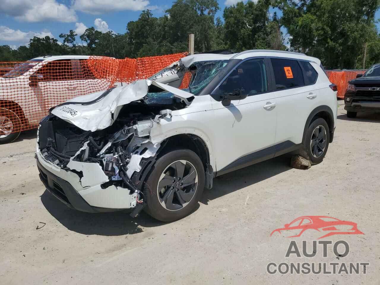 NISSAN ROGUE 2024 - 5N1BT3BA4RC751942