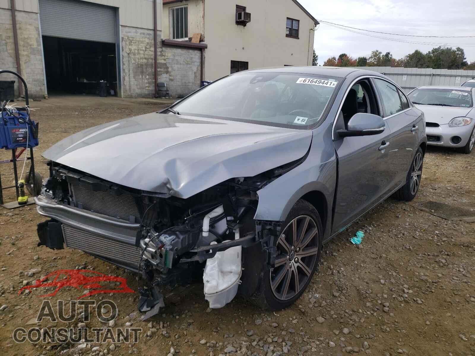 VOLVO S60 2017 - LYV402TK1HB136453