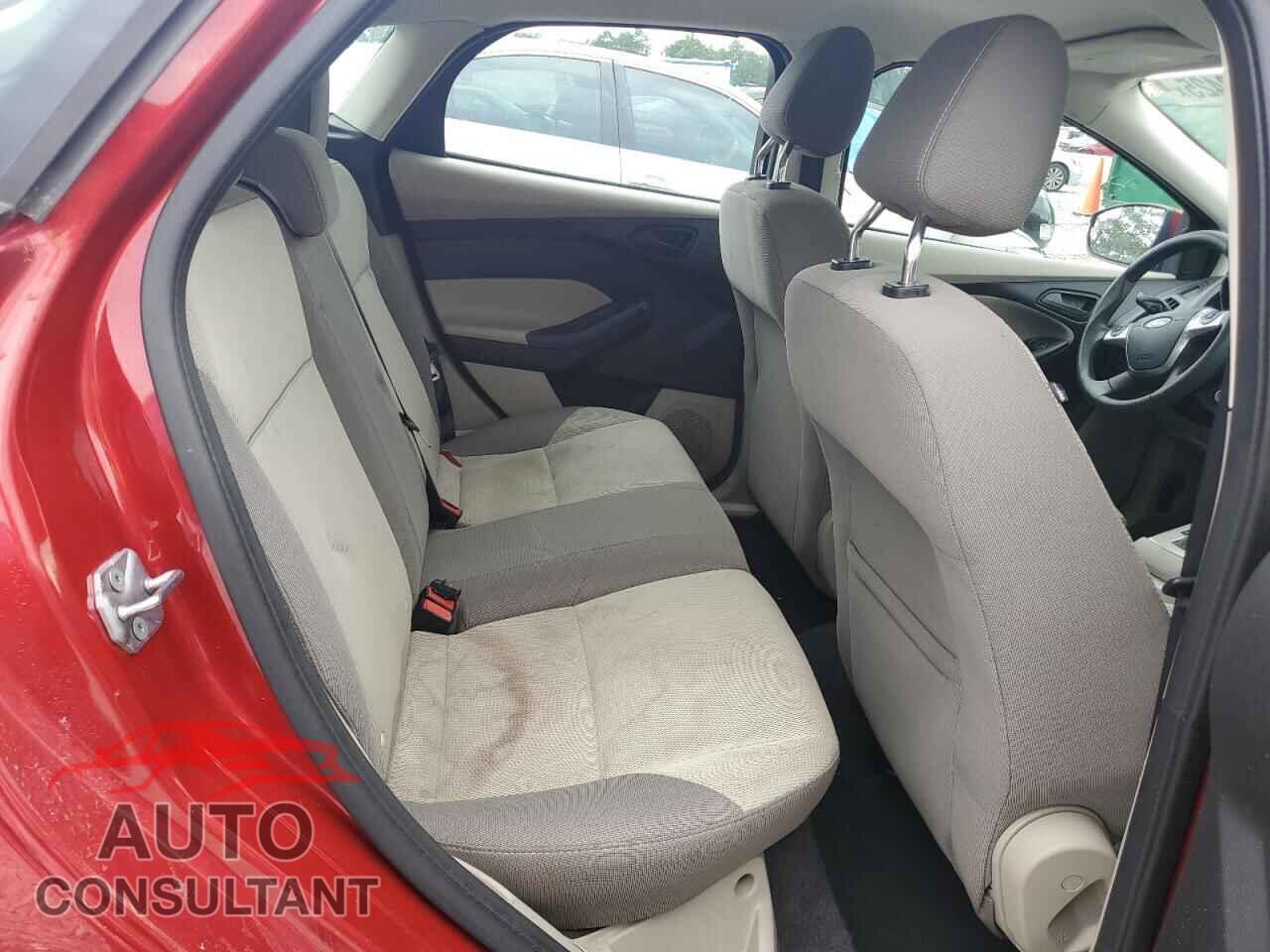 FORD FOCUS 2012 - 1FAHP3K22CL351306