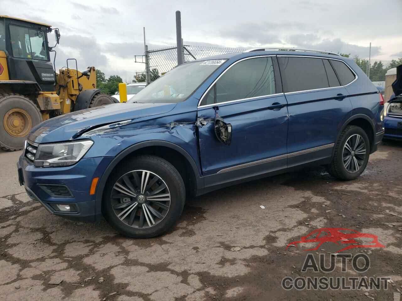 VOLKSWAGEN TIGUAN 2018 - 3VV2B7AX7JM027722