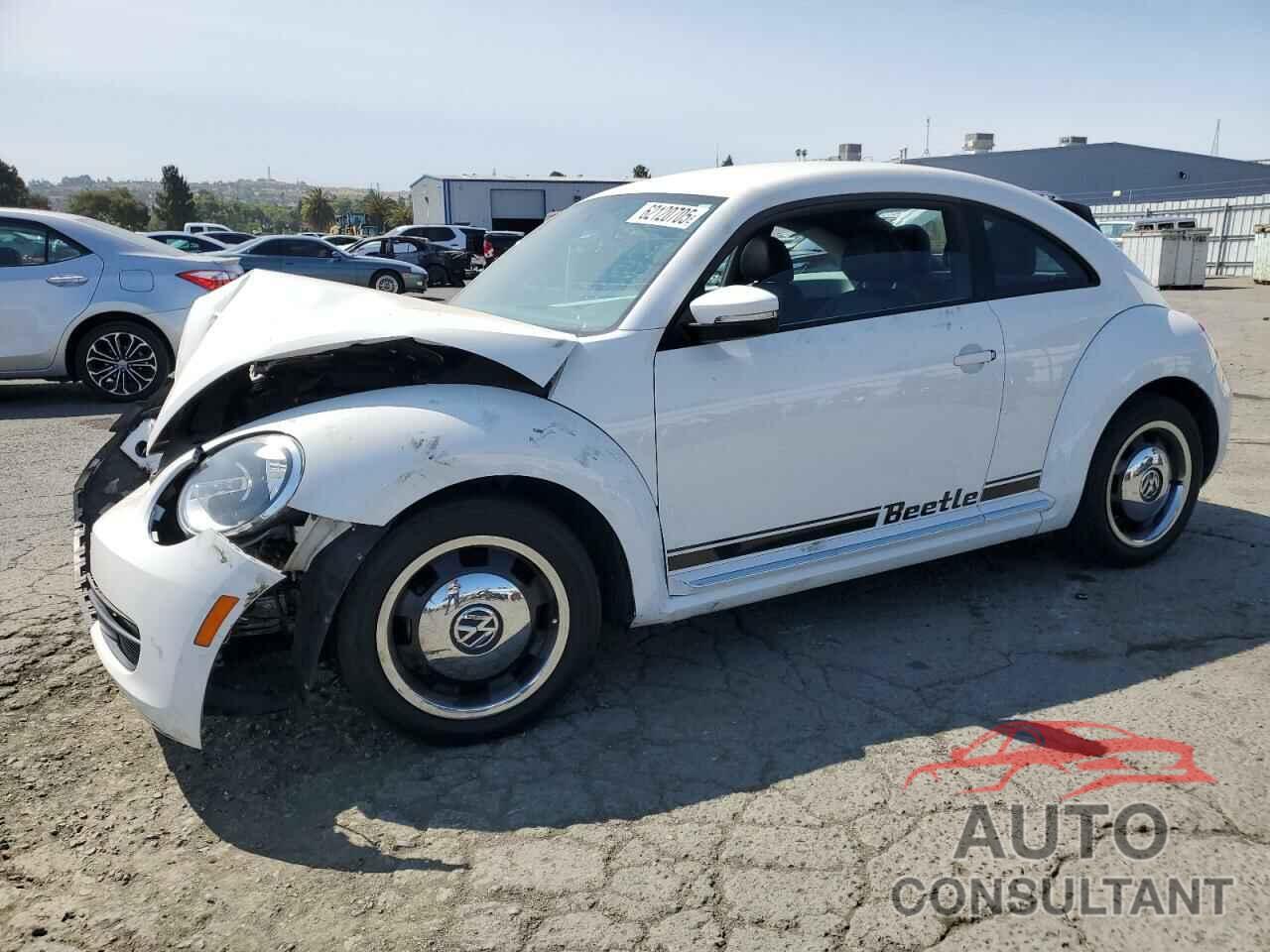 VOLKSWAGEN BEETLE 2012 - 3VWJP7AT0CM621951