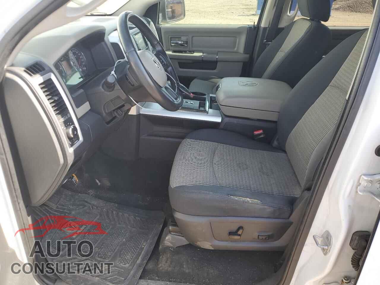 DODGE RAM 1500 2012 - 1C6RD6LT1CS173840