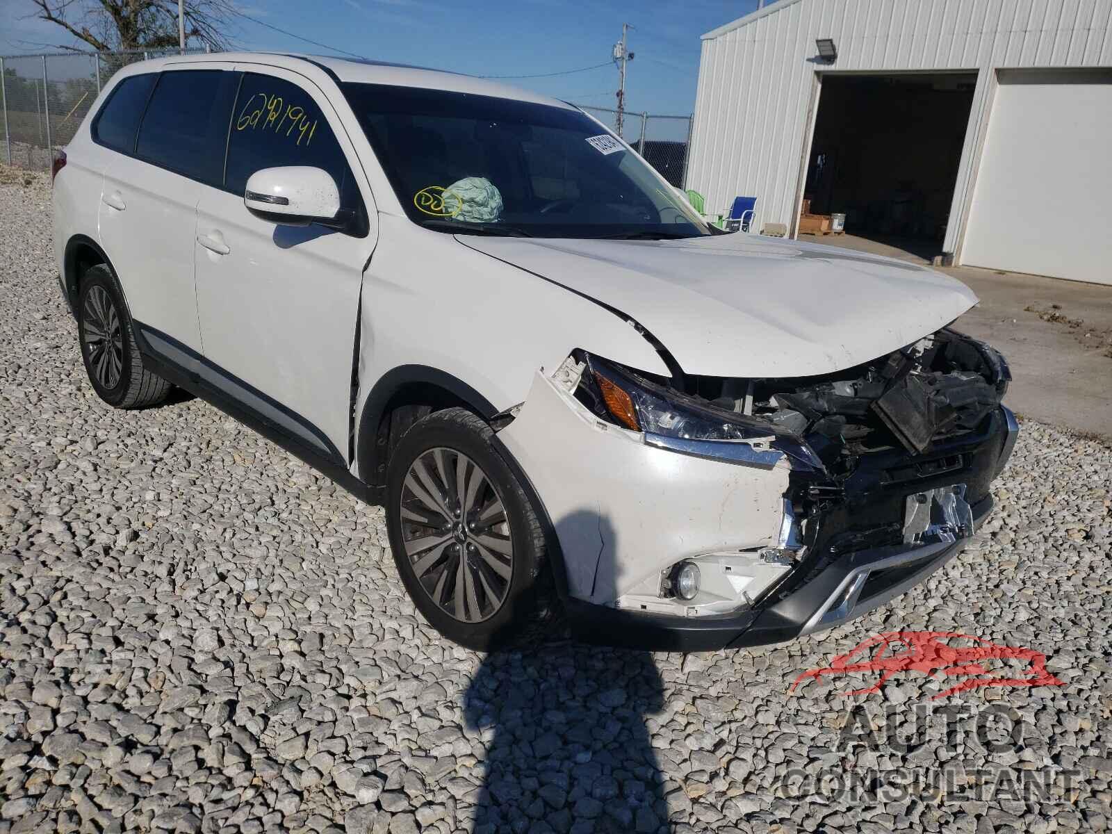 MITSUBISHI OUTLANDER 2019 - JA4AZ3A32KZ052713