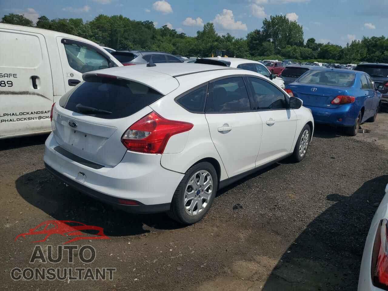FORD FOCUS 2014 - 1FADP3K29EL377662