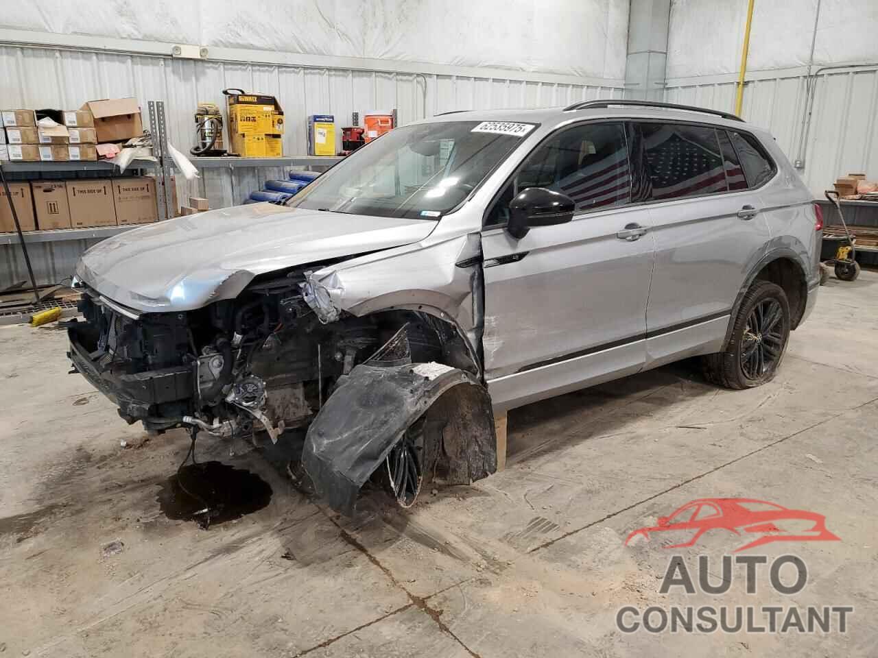VOLKSWAGEN TIGUAN 2022 - 3VV8B7AX6NM003296