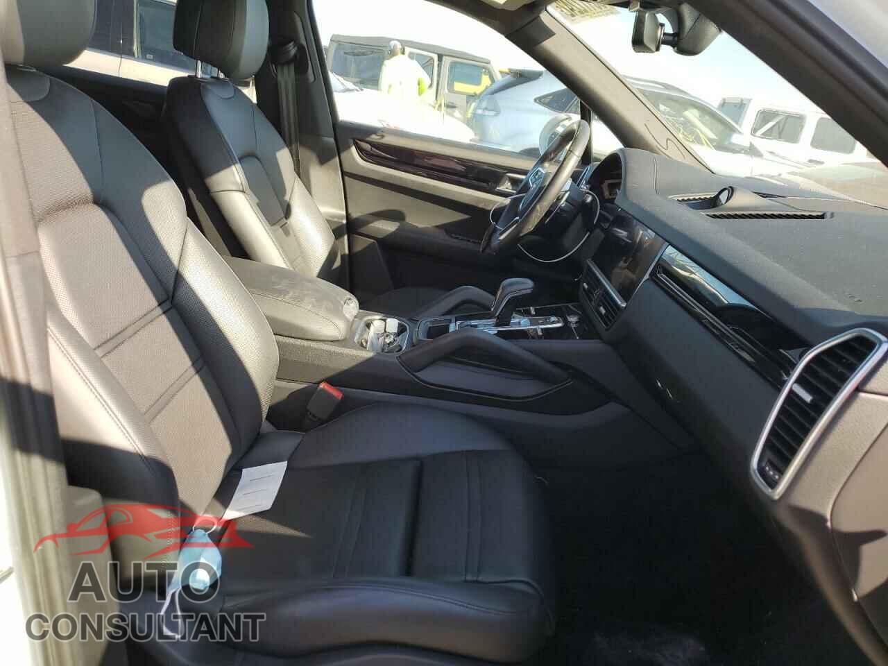 PORSCHE CAYENNE 2020 - WP1AA2AY8LDA03340