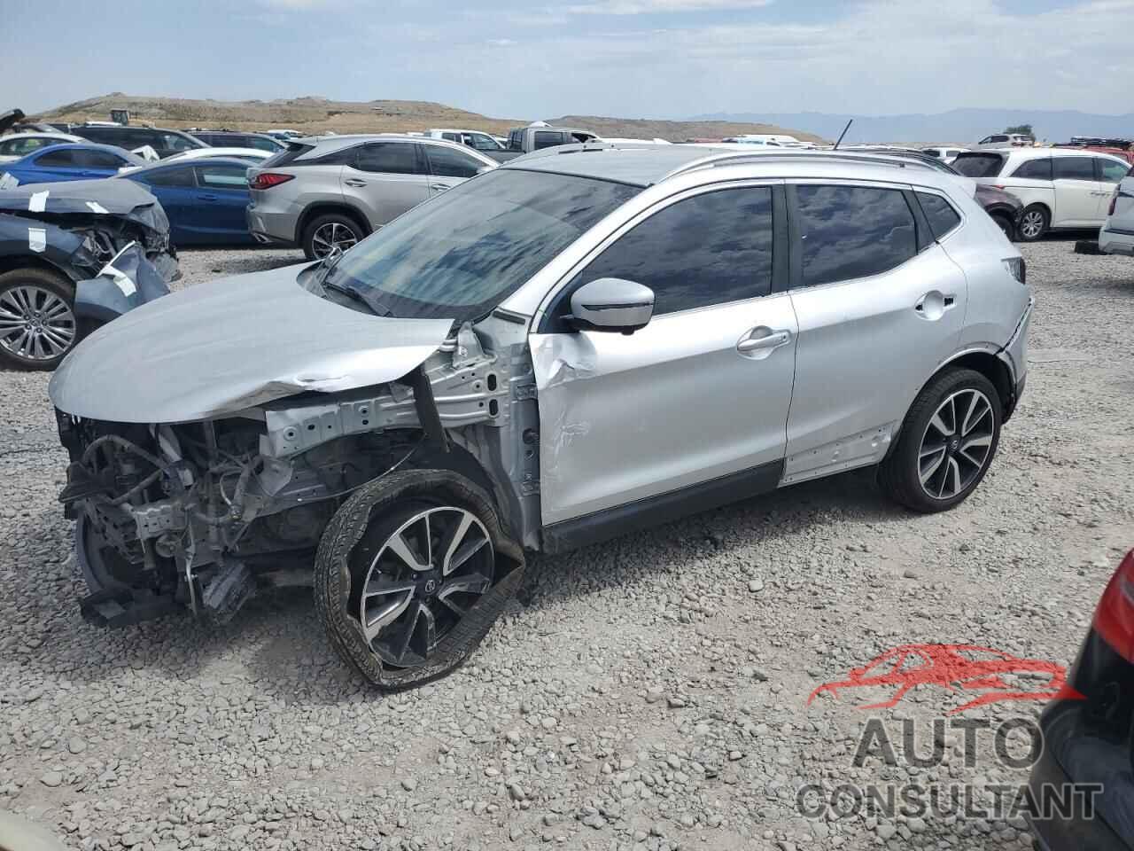 NISSAN ROGUE 2018 - JN1BJ1CR7JW282967