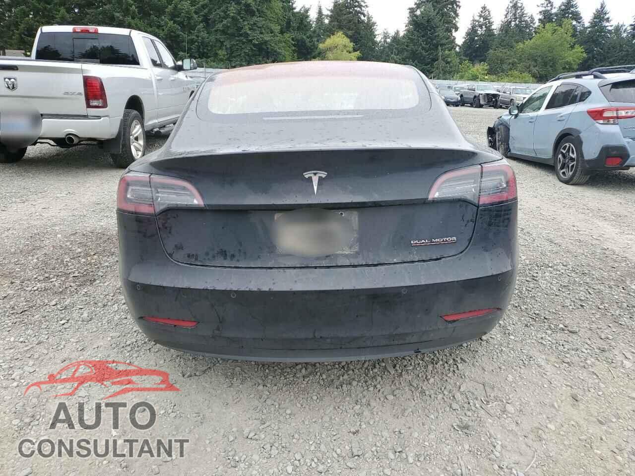 TESLA MODEL 3 2018 - 5YJ3E1EB3JF071954