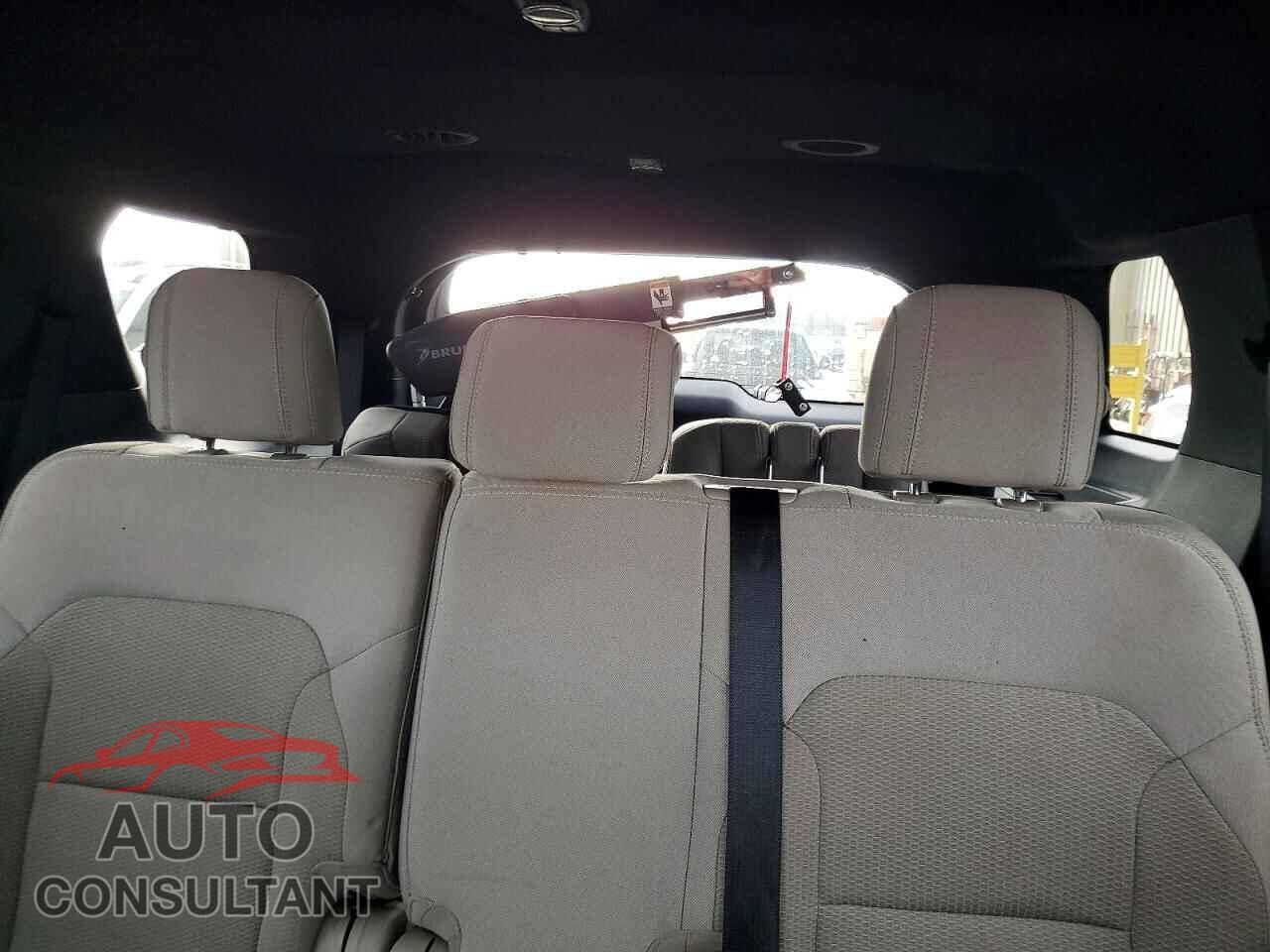 FORD EXPLORER 2018 - 1FM5K7D84JGB52179