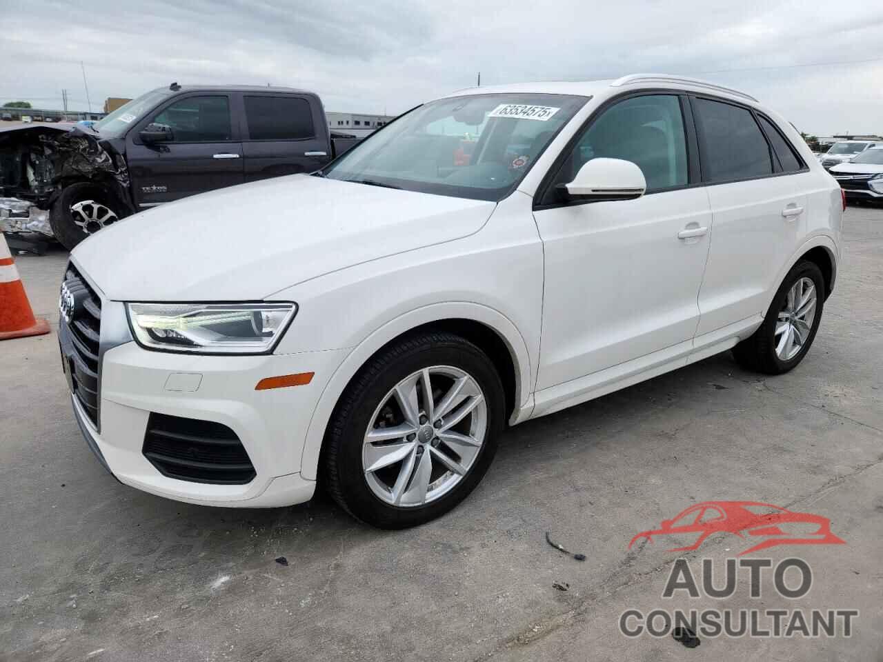 AUDI Q3 2017 - WA1ECCFS9HR013659