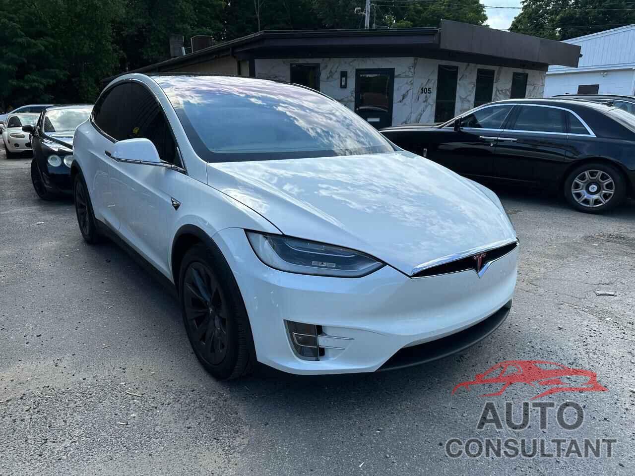 TESLA MODEL X 2018 - 5YJXCDE27JF136930