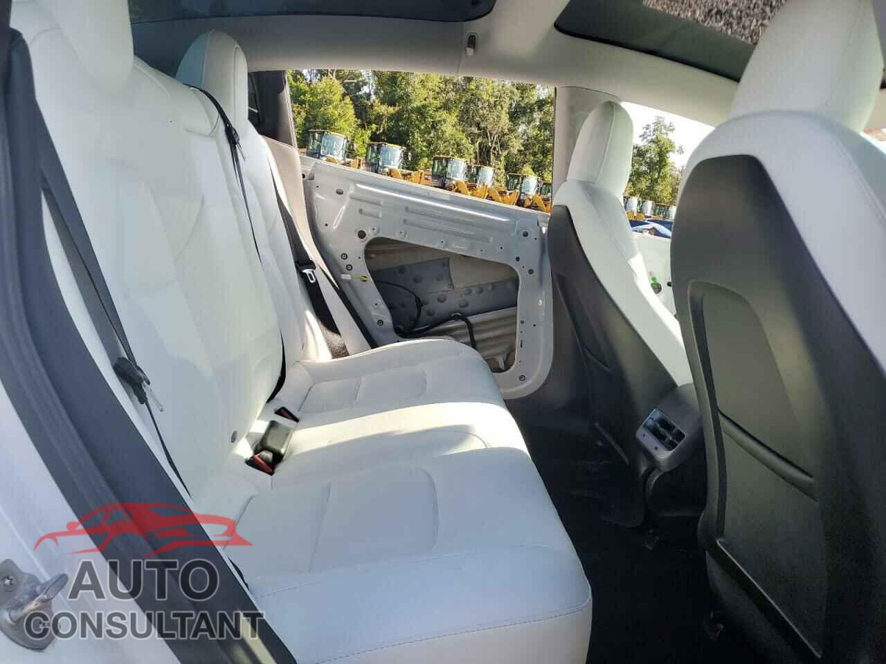 TESLA MODEL 3 2020 - 5YJ3E1EB2LF712921