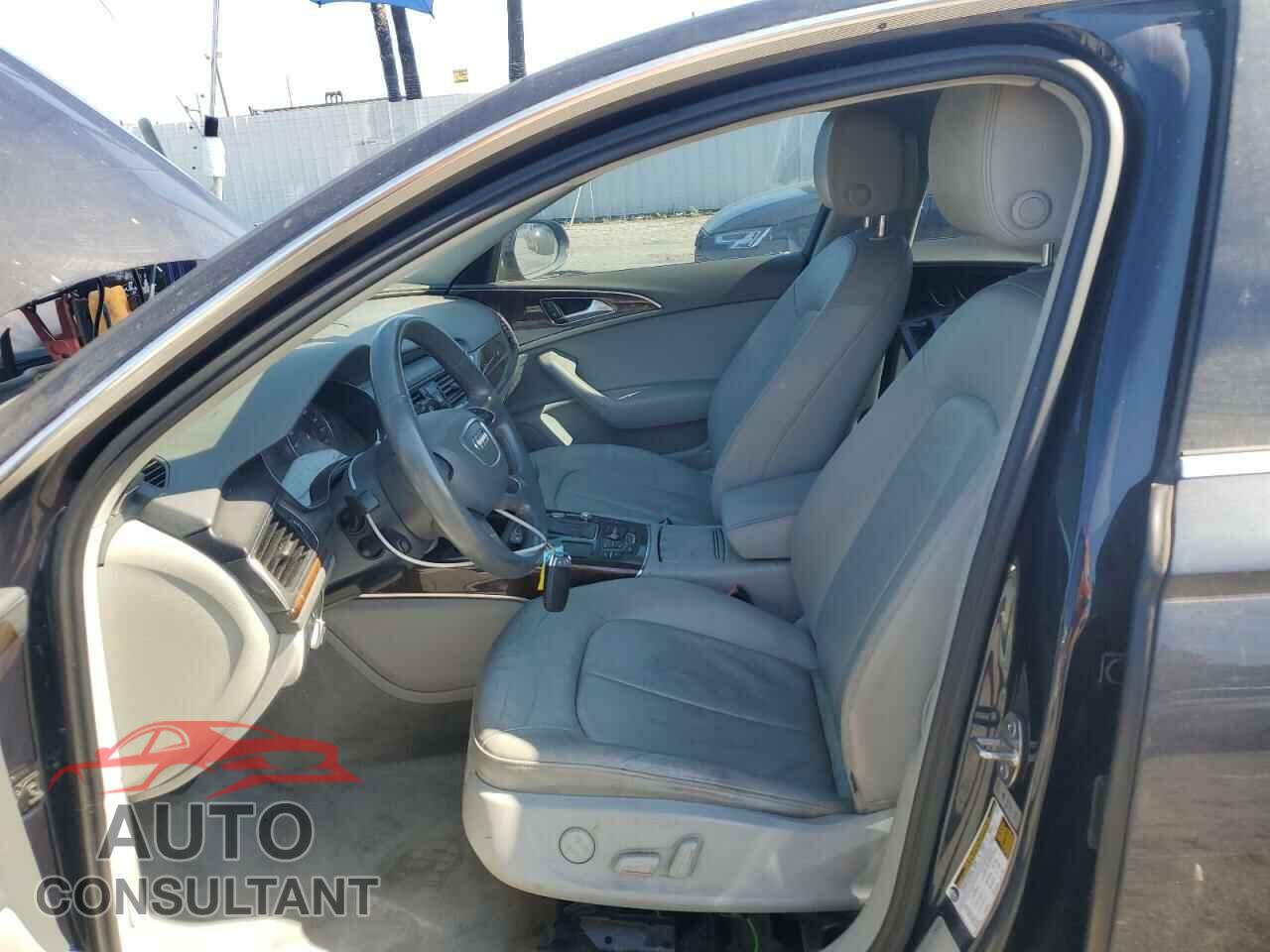 AUDI A6 2013 - WAUDFAFCXDN081179