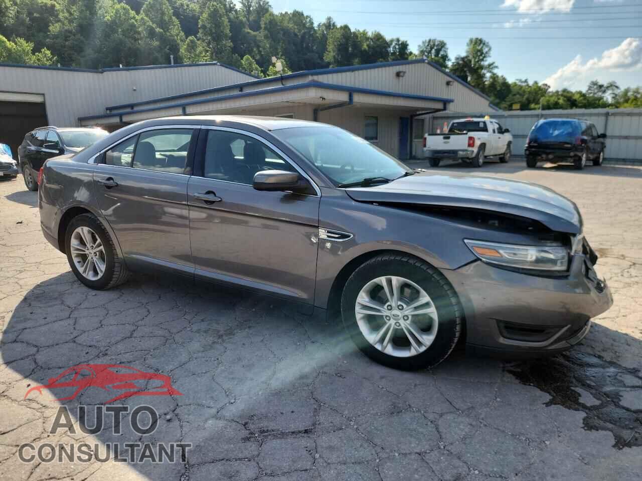 FORD TAURUS 2013 - 1FAHP2E84DG174309