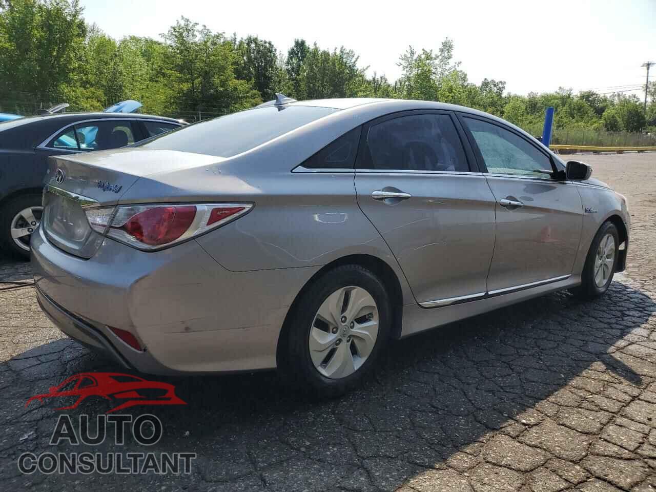 HYUNDAI SONATA 2013 - KMHEC4A40DA051399
