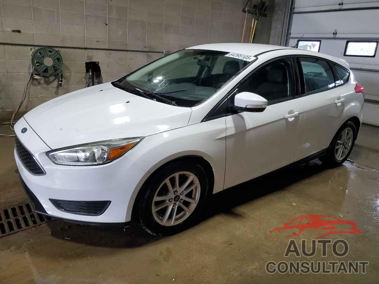 FORD FOCUS 2015 - 1FADP3K23FL375911