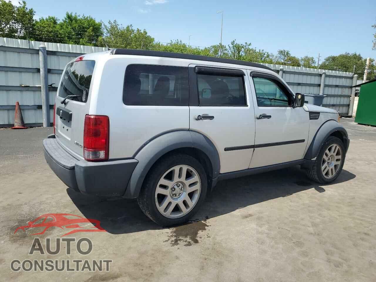 DODGE NITRO 2011 - 1D4PT4GK8BW584011