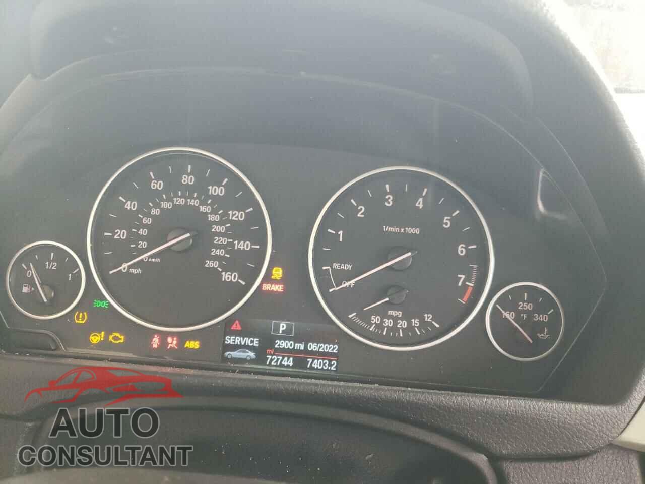BMW 3 SERIES 2017 - WBA8A9C52HK619773