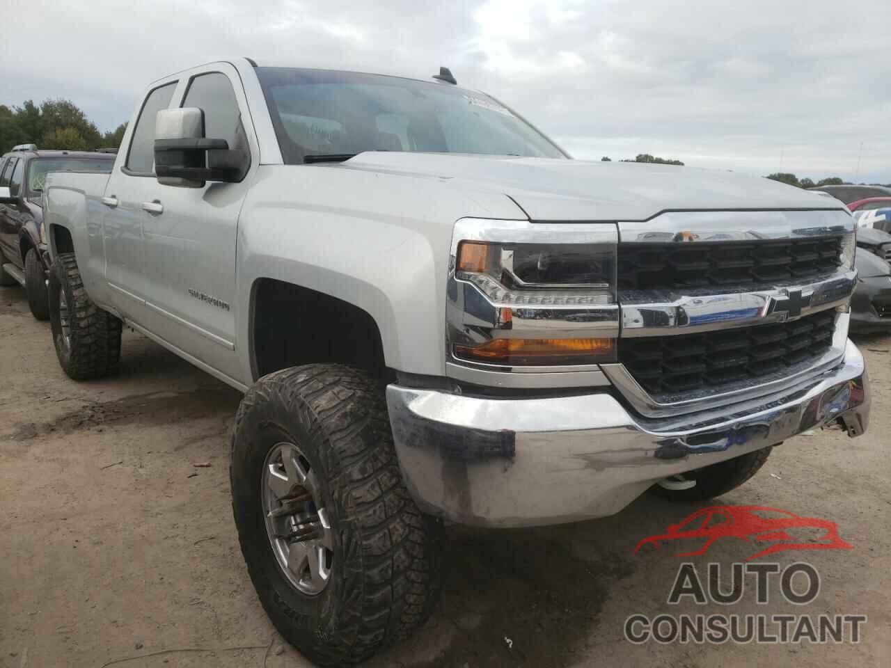 CHEVROLET SILVERADO 2018 - 1GCVKREC0JZ357375