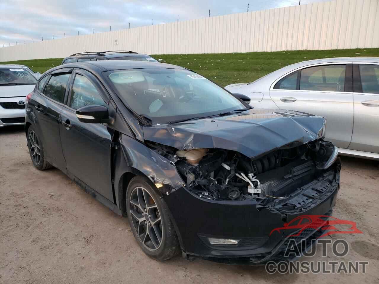 FORD FOCUS 2017 - 1FADP3K2XHL200395