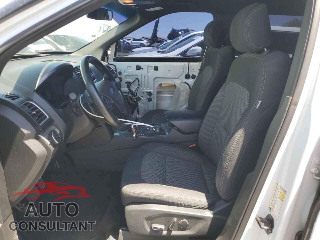 FORD EXPLORER 2017 - 1FM5K8D83HGB16385