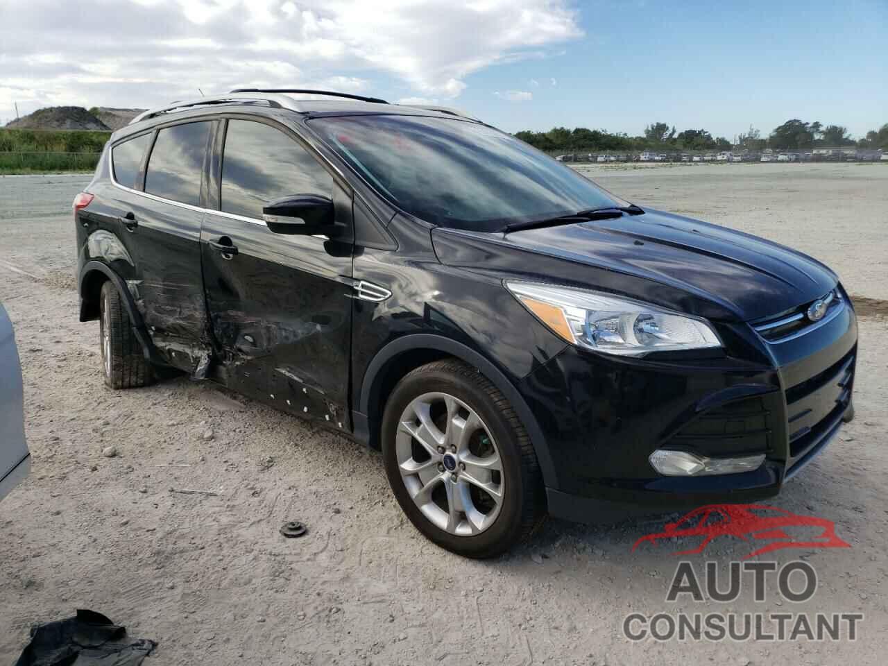 FORD ESCAPE 2016 - 1FMCU0J96GUB31107