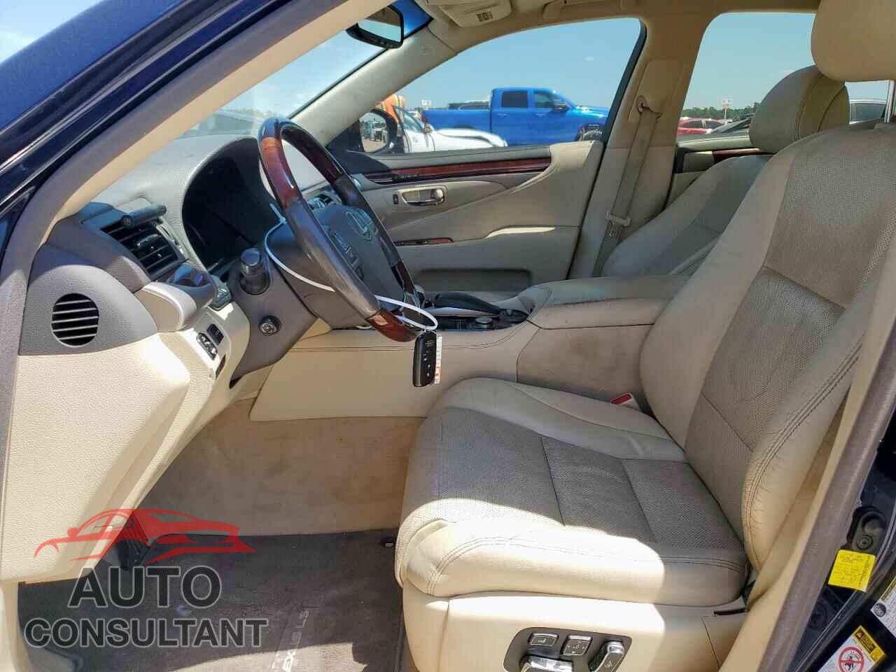 LEXUS LS460 2013 - JTHBL5EF7D5122601
