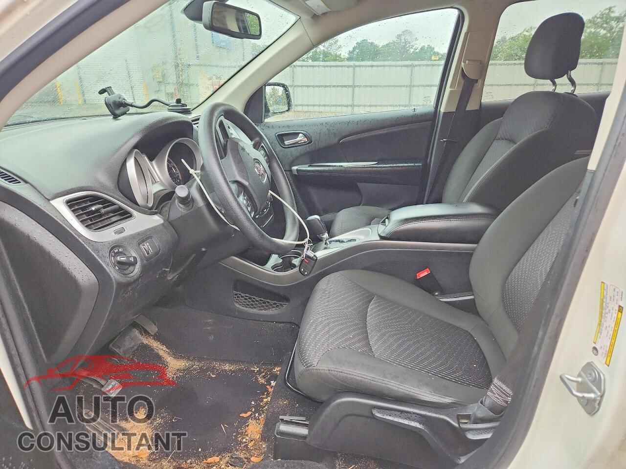 DODGE JOURNEY 2019 - 3C4PDCBB5KT816243