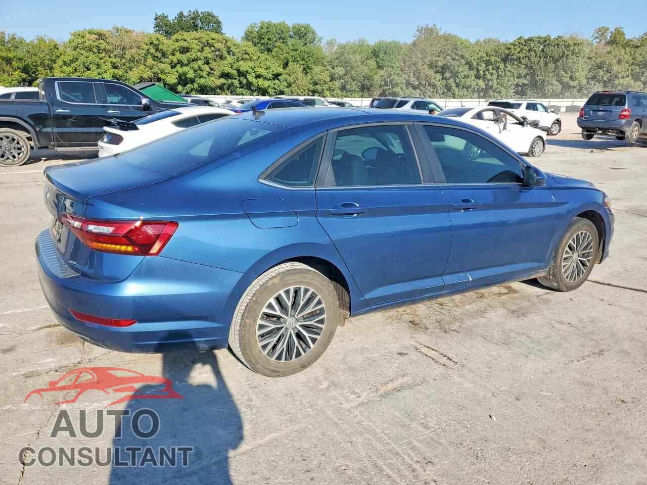 VOLKSWAGEN JETTA 2019 - 3VWCB7BU3KM215224