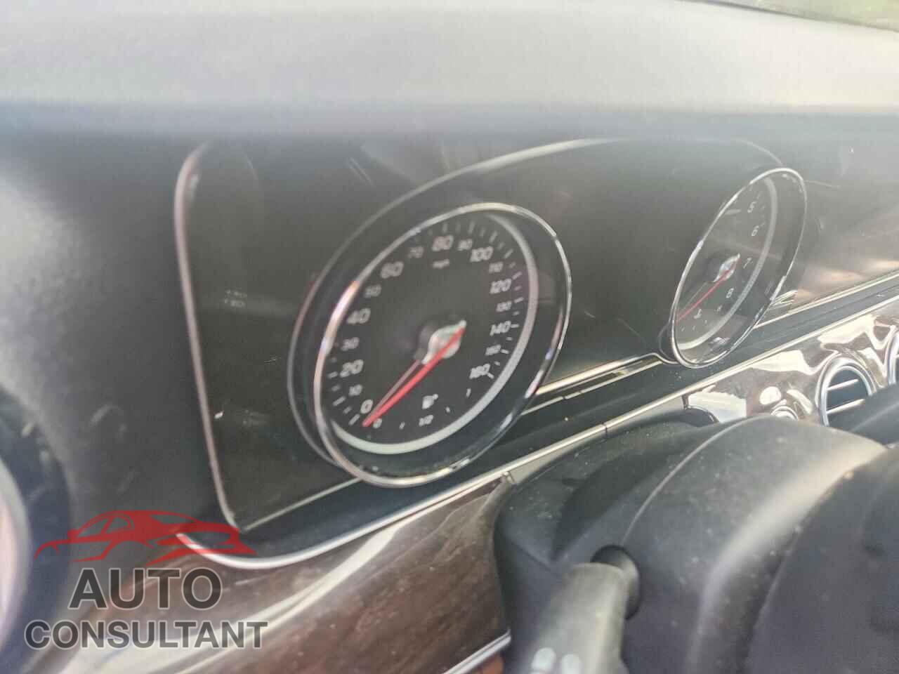 MERCEDES-BENZ E-CLASS 2017 - WDDZF4KB8HA051401