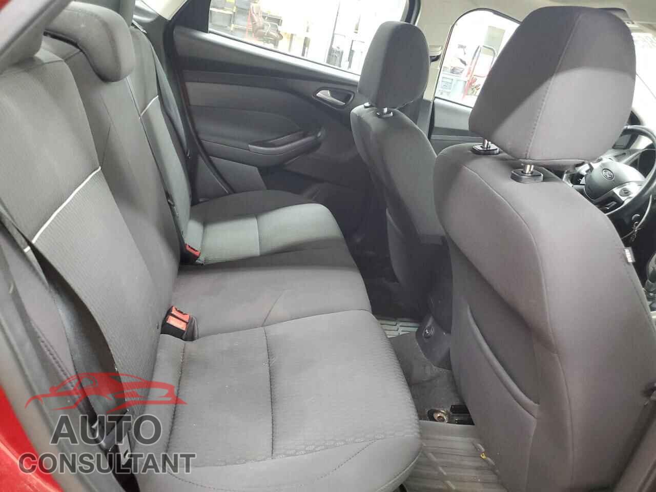FORD FOCUS 2012 - 1FAHP3H27CL443034